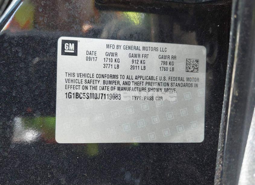 Photo 9 of 2018 Chevrolet Cruze LS AUTO (VIN 1G1BC5SM0J7119083)