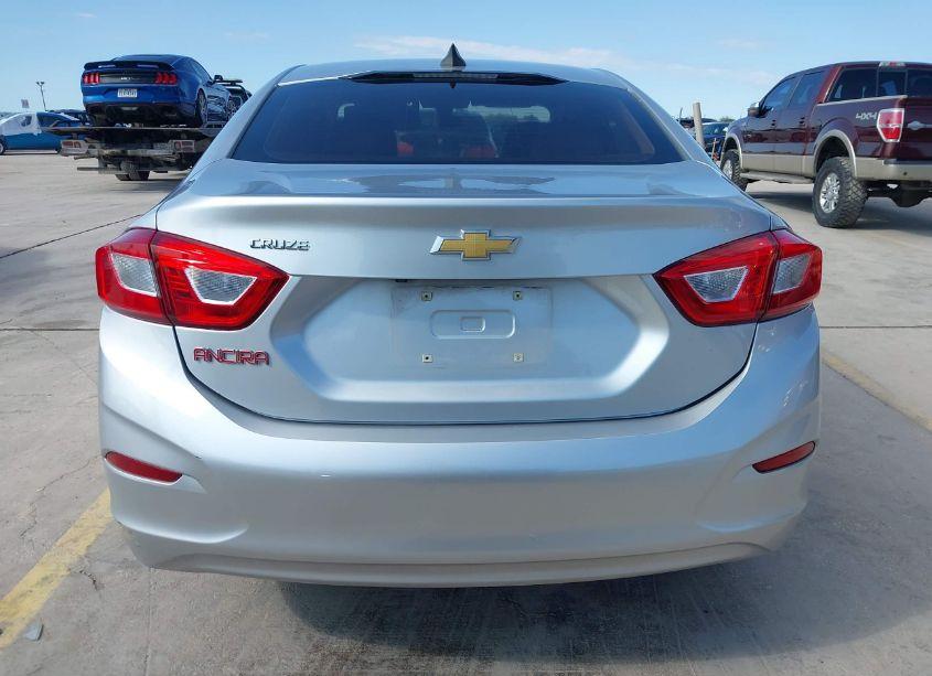 Photo 16 of 2018 Chevrolet Cruze LS AUTO (VIN 1G1BC5SM0J7126230)
