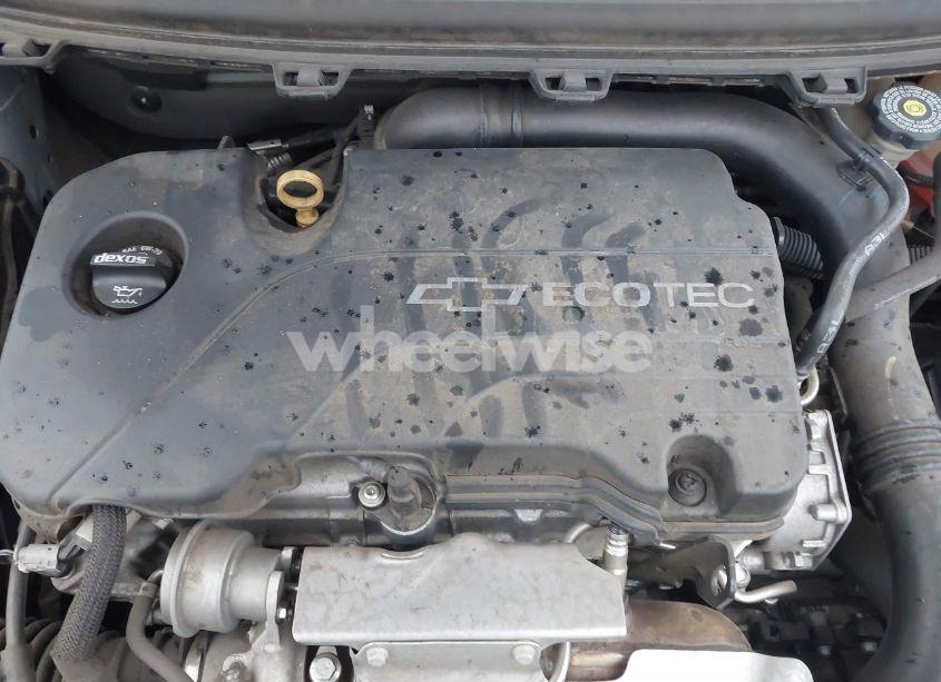 Photo 10 of 2018 Chevrolet Cruze LS AUTO (VIN 1G1BC5SM0J7136787)