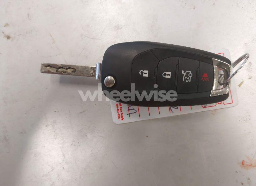 Photo 11 of 2018 Chevrolet Cruze LS AUTO (VIN 1G1BC5SM0J7143108)