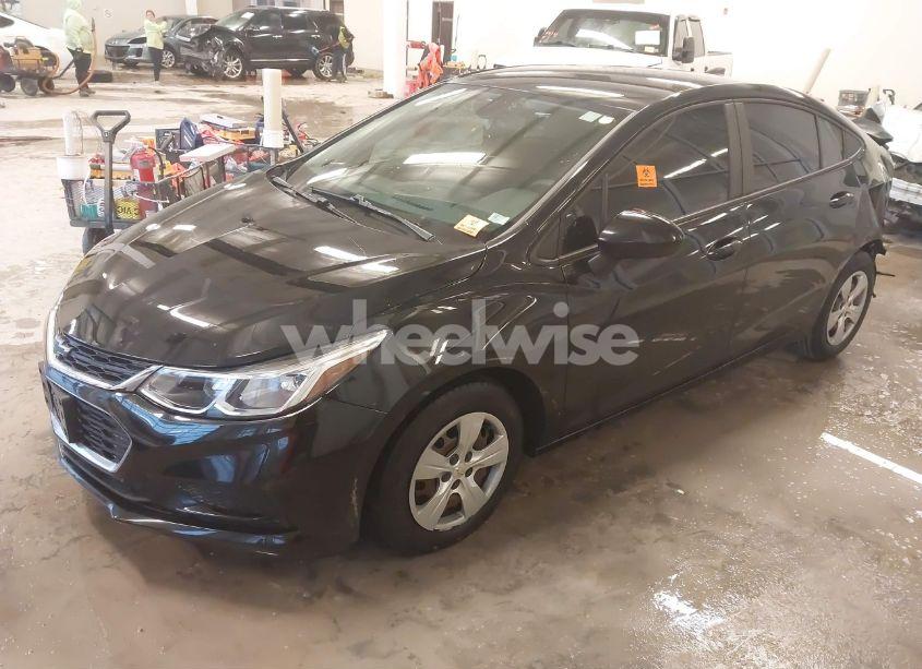 Photo 2 of 2018 Chevrolet Cruze LS AUTO (VIN 1G1BC5SM0J7143108)