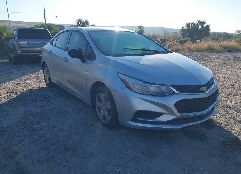2018 Chevrolet Cruze LS AUTO (VIN 1G1BC5SM0J7148518) main photo