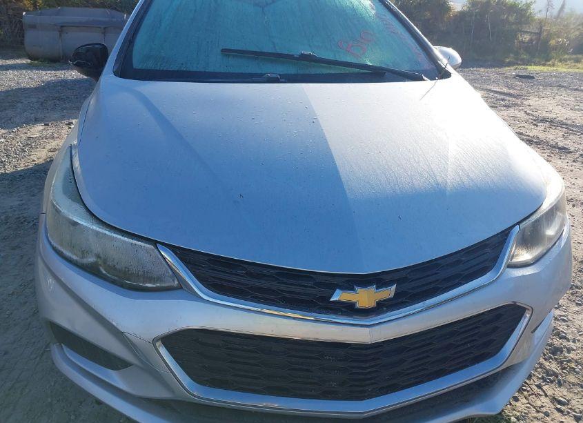 Photo 10 of 2018 Chevrolet Cruze LS AUTO (VIN 1G1BC5SM0J7148518)