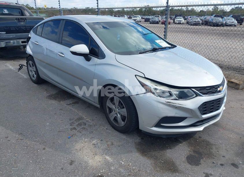 2018 Chevrolet Cruze LS AUTO (VIN 1G1BC5SM0J7156618) main photo