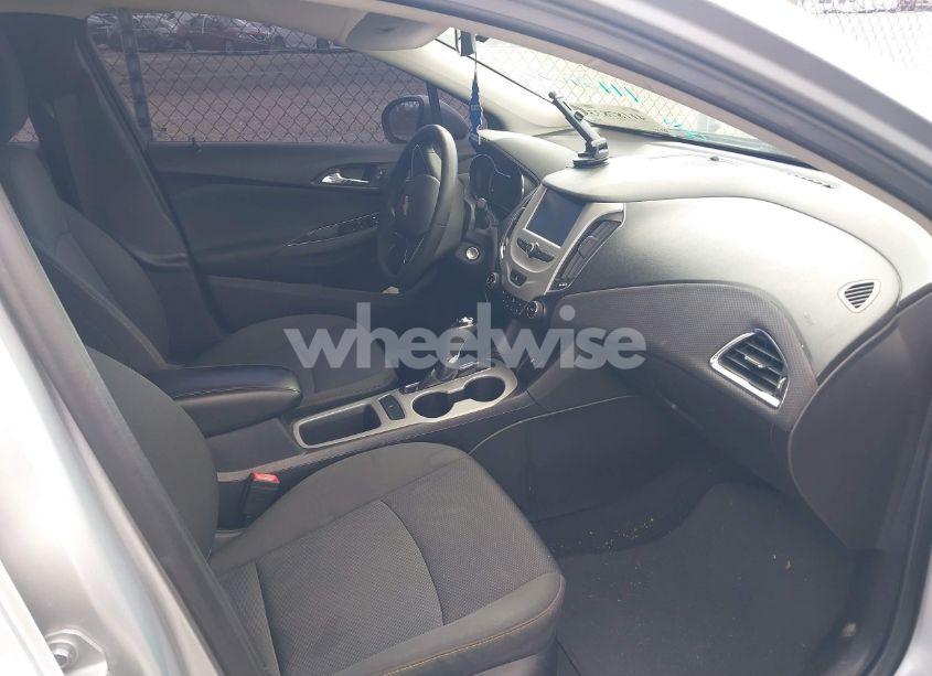 Photo 5 of 2018 Chevrolet Cruze LS AUTO (VIN 1G1BC5SM0J7156618)