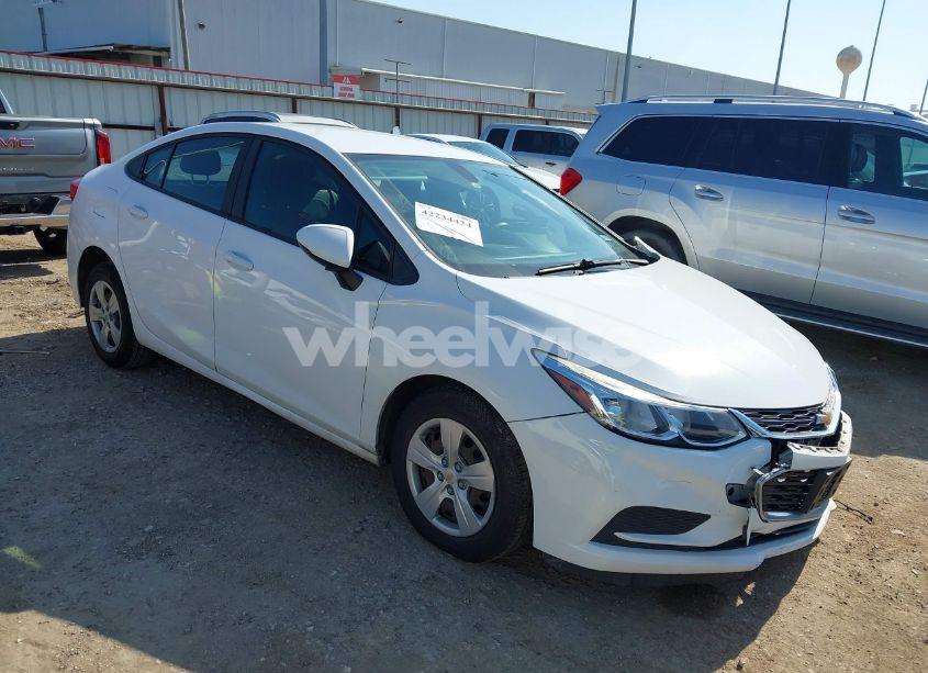 2018 Chevrolet Cruze LS AUTO (VIN 1G1BC5SM0J7172284) main photo