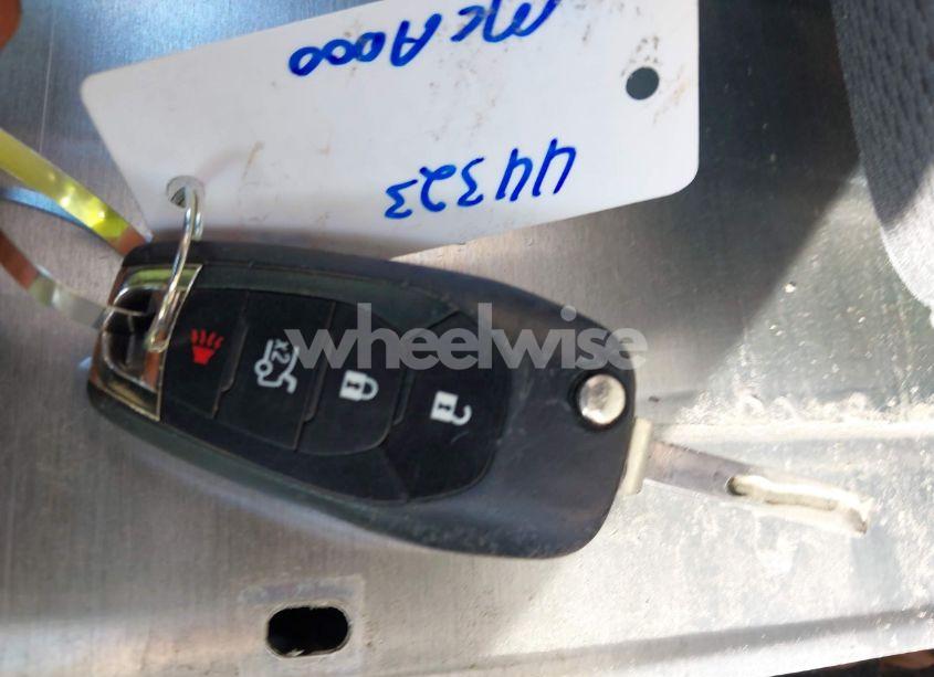 Photo 11 of 2018 Chevrolet Cruze LS AUTO (VIN 1G1BC5SM0J7172284)