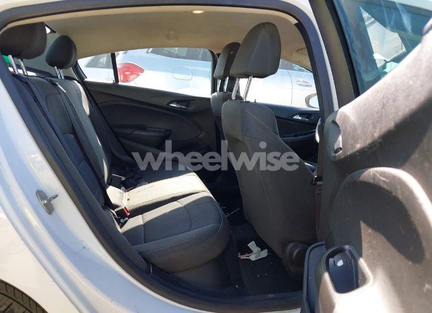 Photo 8 of 2018 Chevrolet Cruze LS AUTO (VIN 1G1BC5SM0J7172284)