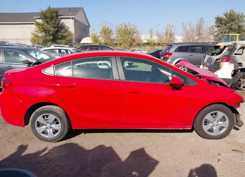 Photo 14 of 2018 Chevrolet Cruze LS AUTO (VIN 1G1BC5SM0J7206336)