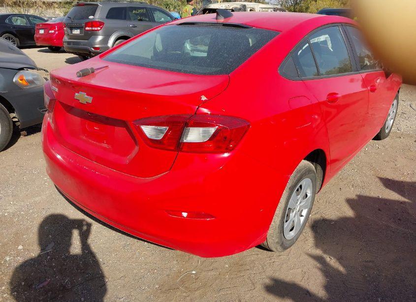 Photo 4 of 2018 Chevrolet Cruze LS AUTO (VIN 1G1BC5SM0J7206336)