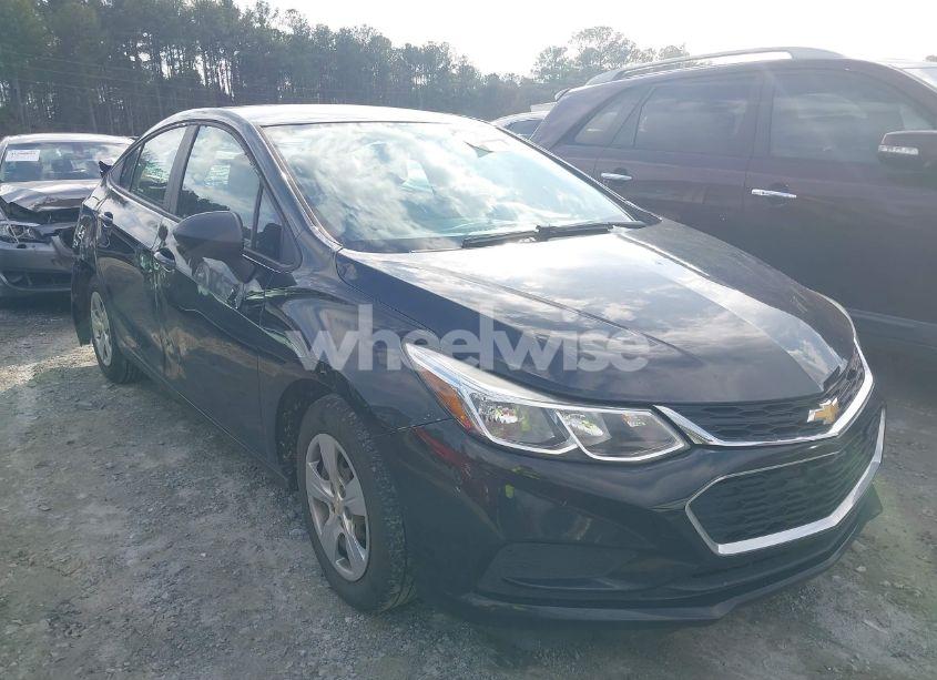 2018 Chevrolet Cruze LS AUTO (VIN 1G1BC5SM0J7236839) main photo