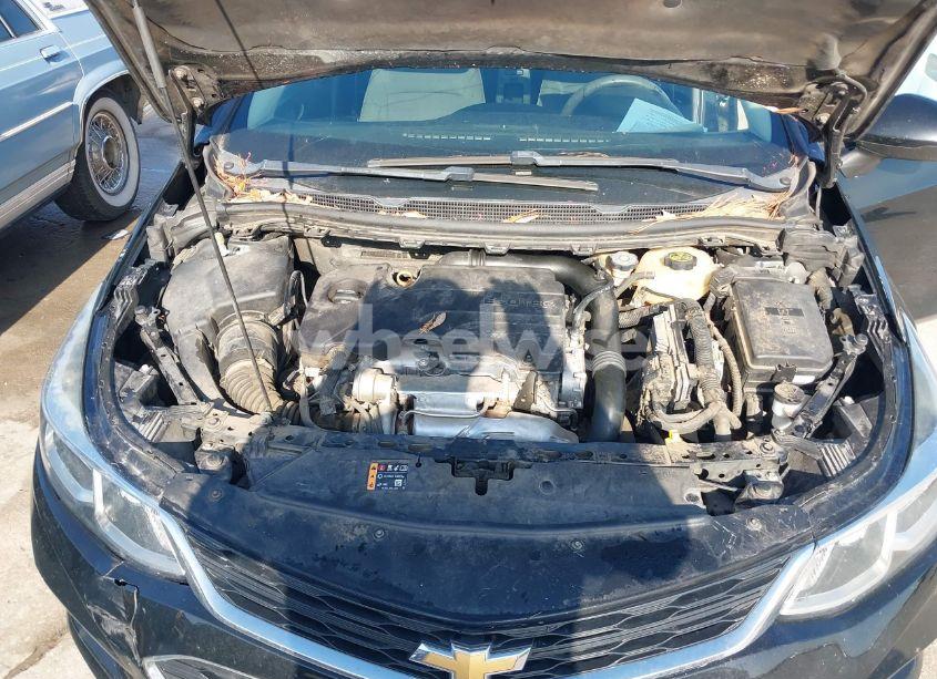 Photo 10 of 2018 Chevrolet Cruze LS AUTO (VIN 1G1BC5SM0J7239854)