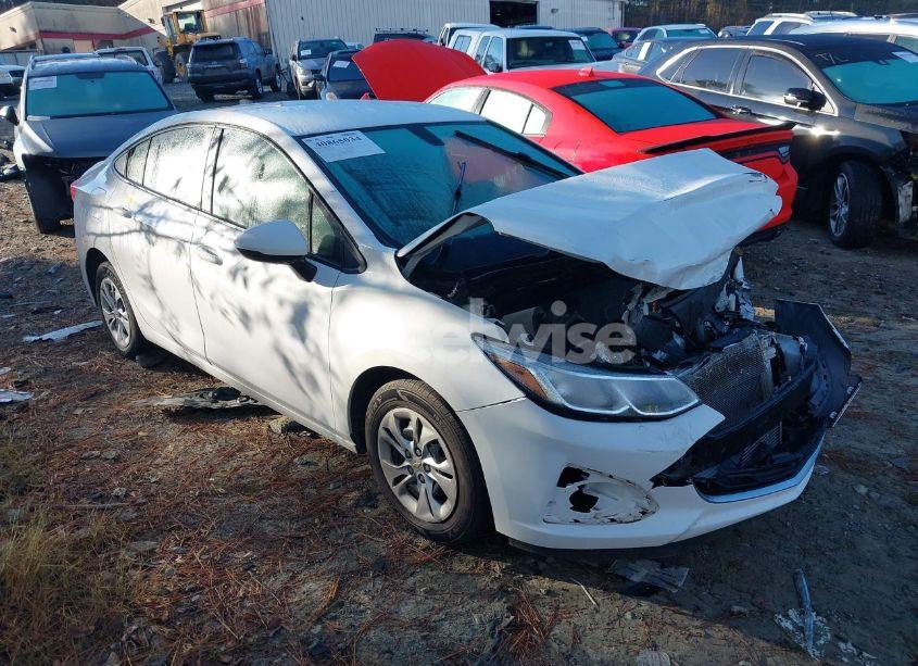 2019 Chevrolet Cruze LS (VIN 1G1BC5SM0K7122468) main photo