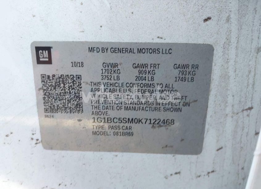 Photo 9 of 2019 Chevrolet Cruze LS (VIN 1G1BC5SM0K7122468)