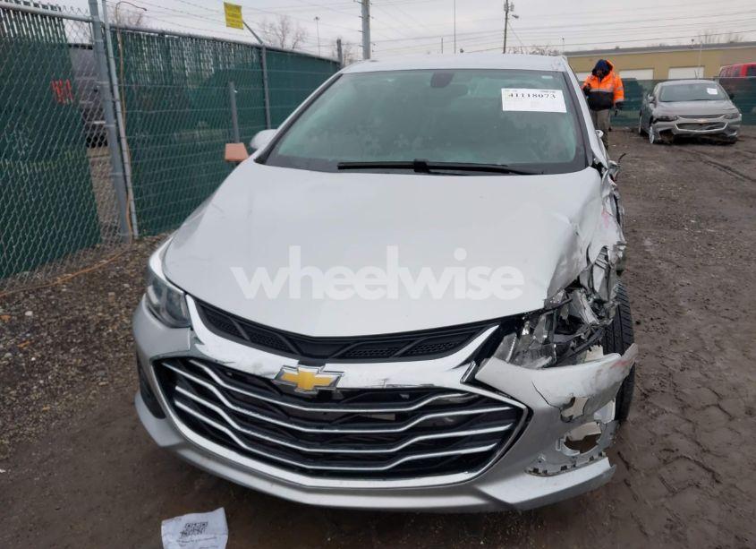 Photo 12 of 2019 Chevrolet Cruze LS (VIN 1G1BC5SM0K7135558)