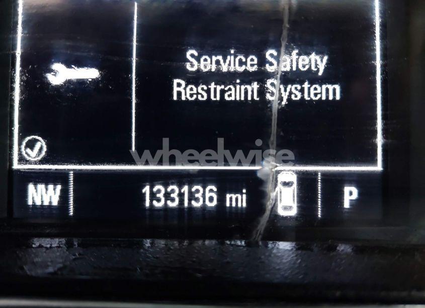 Photo 15 of 2019 Chevrolet Cruze LS (VIN 1G1BC5SM0K7135558)