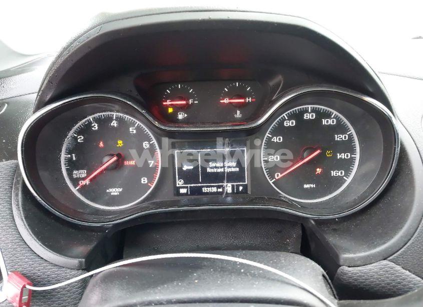 Photo 7 of 2019 Chevrolet Cruze LS (VIN 1G1BC5SM0K7135558)