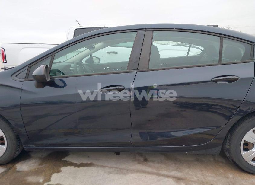 Photo 15 of 2016 Chevrolet Cruze LS AUTO (VIN 1G1BC5SM1G7243873)