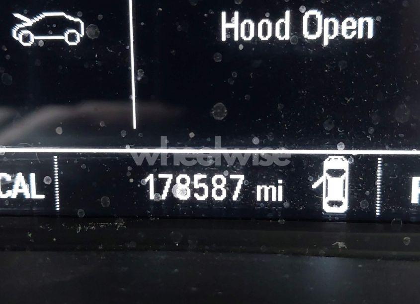 Photo 16 of 2016 Chevrolet Cruze LS AUTO (VIN 1G1BC5SM1G7243873)