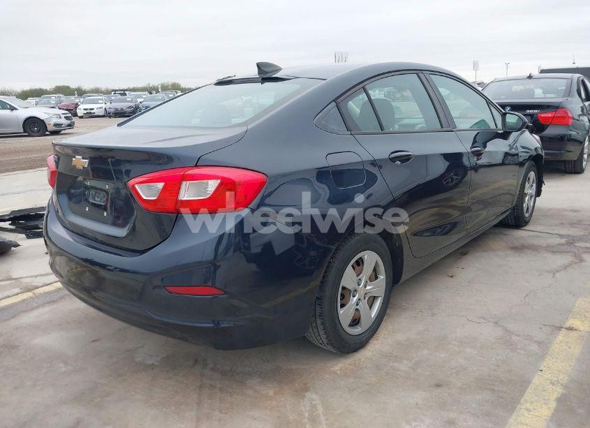 Photo 4 of 2016 Chevrolet Cruze LS AUTO (VIN 1G1BC5SM1G7243873)