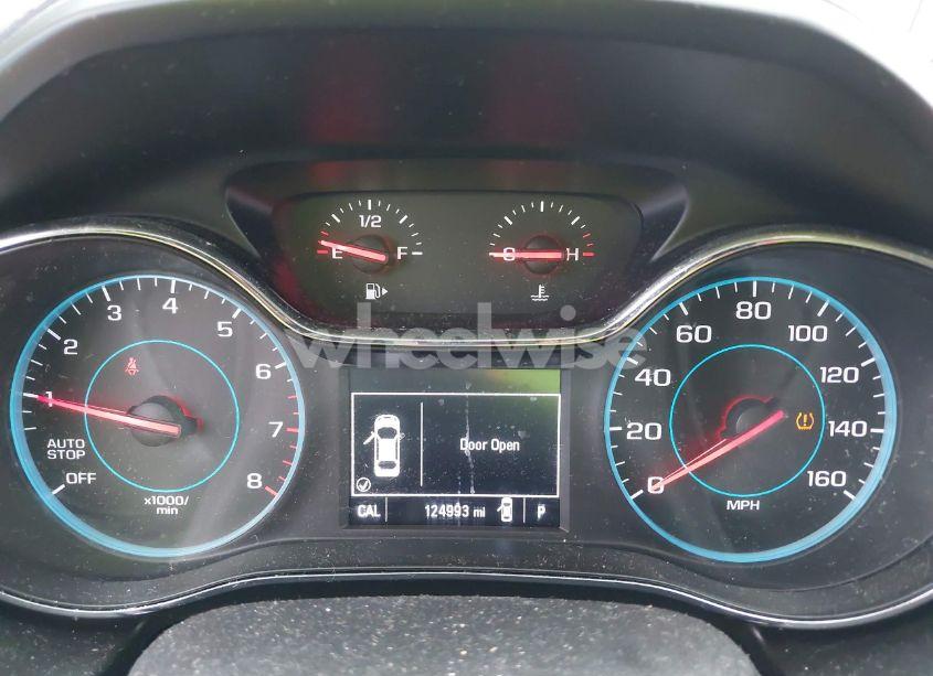 Photo 7 of 2016 Chevrolet Cruze LS AUTO (VIN 1G1BC5SM1G7266831)