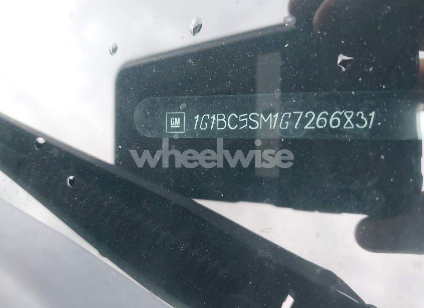 Photo 9 of 2016 Chevrolet Cruze LS AUTO (VIN 1G1BC5SM1G7266831)