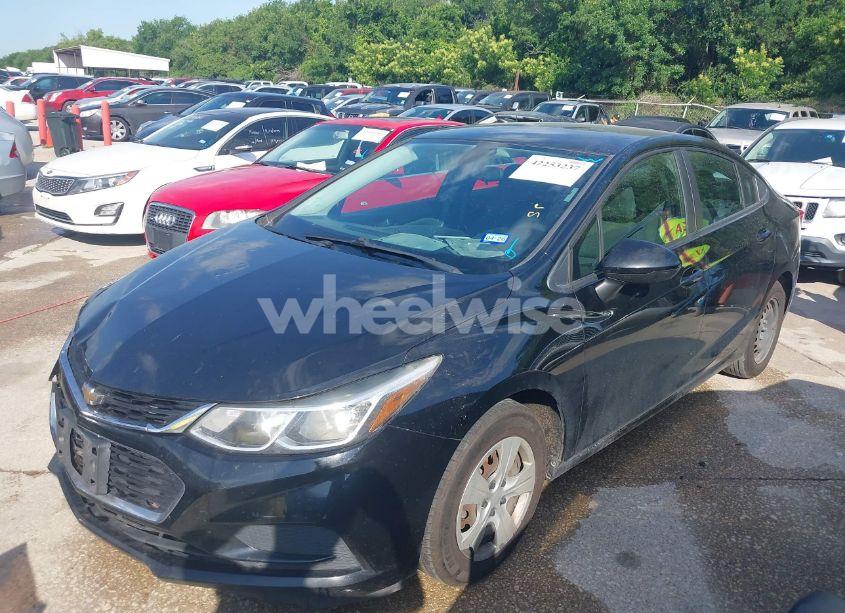 Photo 2 of 2016 Chevrolet Cruze LS AUTO (VIN 1G1BC5SM1G7273472)