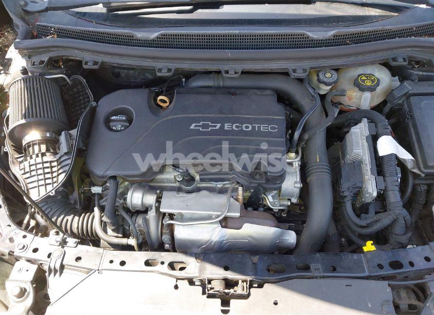 Photo 10 of 2016 Chevrolet Cruze LS AUTO (VIN 1G1BC5SM1G7285315)