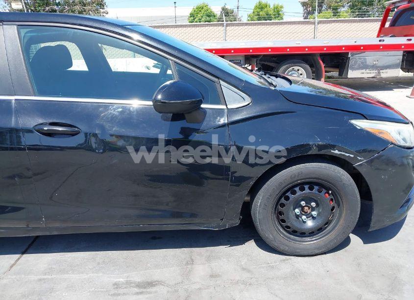 Photo 13 of 2016 Chevrolet Cruze LS AUTO (VIN 1G1BC5SM1G7285315)