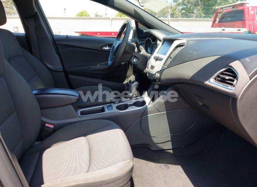 Photo 5 of 2016 Chevrolet Cruze LS AUTO (VIN 1G1BC5SM1G7285315)