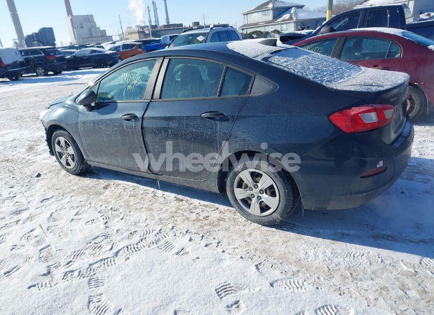 Photo 3 of 2016 Chevrolet Cruze LS AUTO (VIN 1G1BC5SM1G7292751)