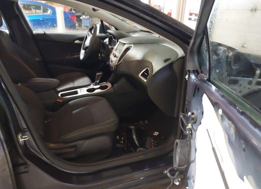 Photo 5 of 2016 Chevrolet Cruze LS AUTO (VIN 1G1BC5SM1G7312111)