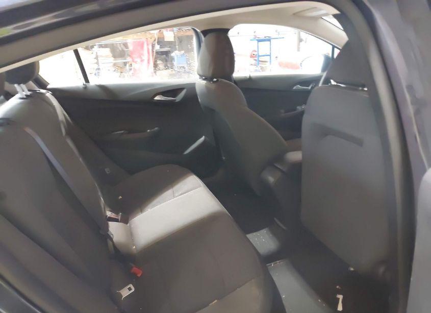 Photo 8 of 2016 Chevrolet Cruze LS AUTO (VIN 1G1BC5SM1G7312111)
