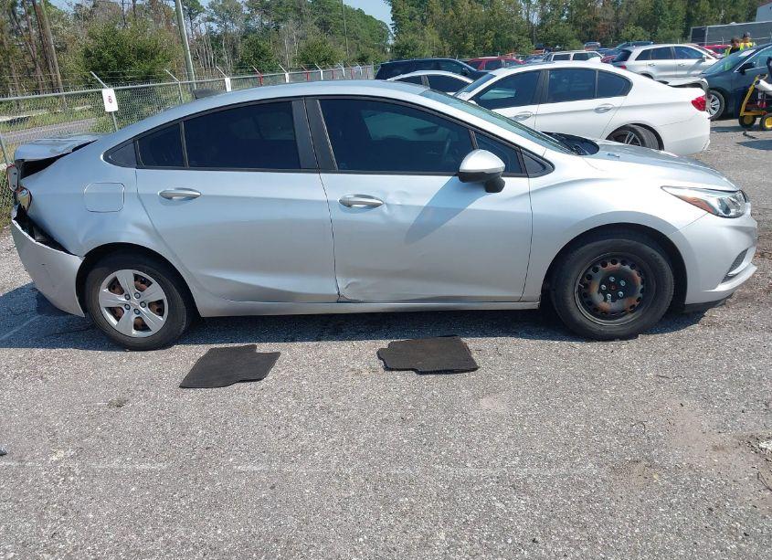 Photo 14 of 2016 Chevrolet Cruze LS AUTO (VIN 1G1BC5SM1G7325442)