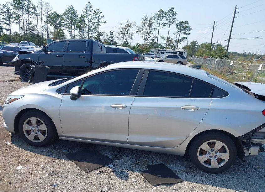 Photo 15 of 2016 Chevrolet Cruze LS AUTO (VIN 1G1BC5SM1G7325442)