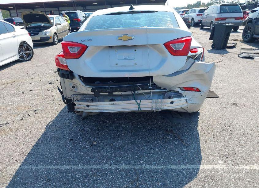 Photo 17 of 2016 Chevrolet Cruze LS AUTO (VIN 1G1BC5SM1G7325442)