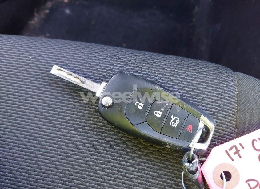 Photo 11 of 2017 Chevrolet Cruze LS AUTO (VIN 1G1BC5SM1H7129132)