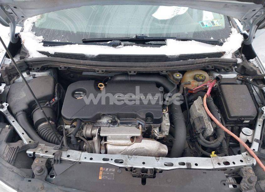 Photo 10 of 2017 Chevrolet Cruze LS AUTO (VIN 1G1BC5SM1H7139224)