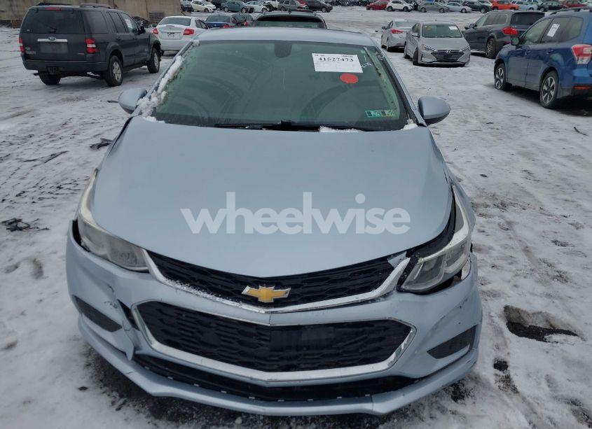 Photo 6 of 2017 Chevrolet Cruze LS AUTO (VIN 1G1BC5SM1H7139224)