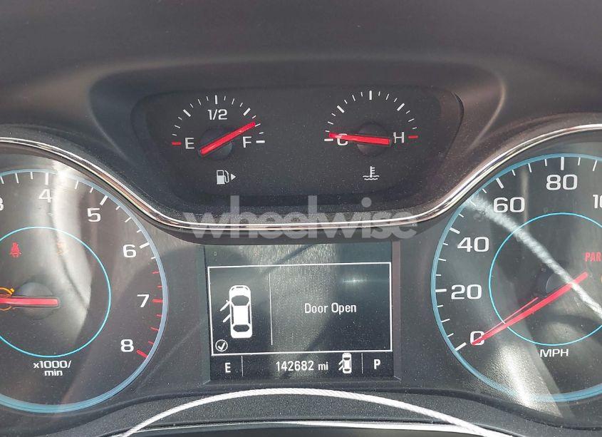 Photo 7 of 2017 Chevrolet Cruze LS AUTO (VIN 1G1BC5SM1H7145816)