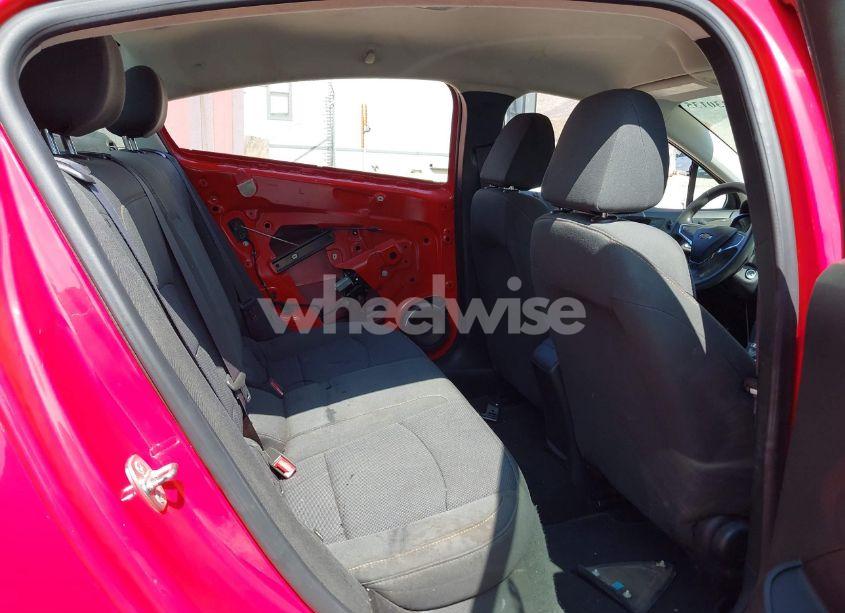 Photo 8 of 2017 Chevrolet Cruze LS AUTO (VIN 1G1BC5SM1H7145816)