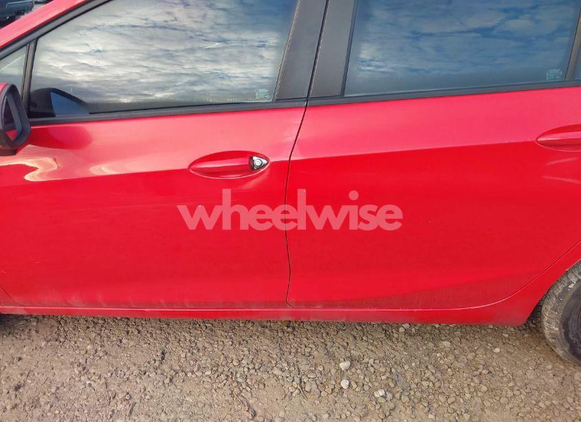 Photo 15 of 2017 Chevrolet Cruze LS AUTO (VIN 1G1BC5SM1H7157450)