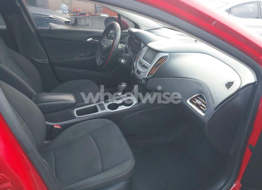 Photo 5 of 2017 Chevrolet Cruze LS AUTO (VIN 1G1BC5SM1H7157450)