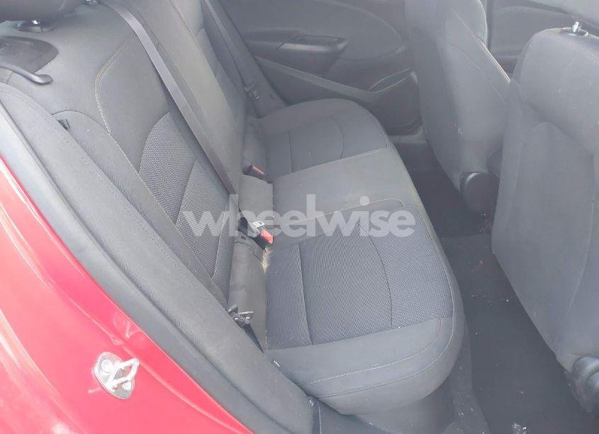 Photo 8 of 2017 Chevrolet Cruze LS AUTO (VIN 1G1BC5SM1H7157450)