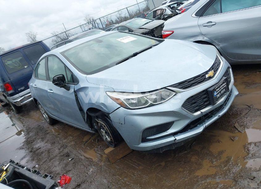 2017 Chevrolet Cruze LS AUTO (VIN 1G1BC5SM1H7171574) main photo