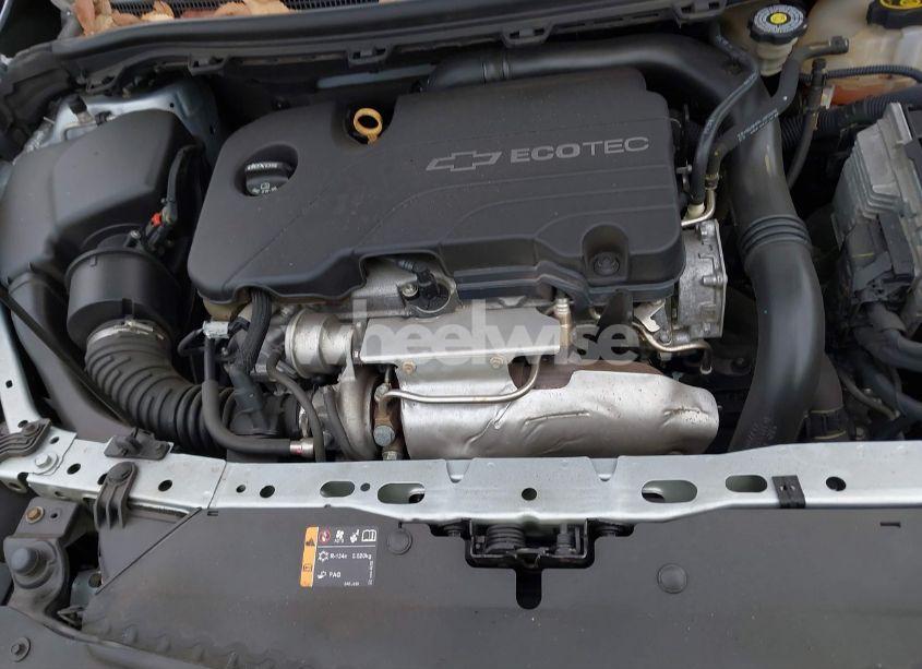 Photo 10 of 2017 Chevrolet Cruze LS AUTO (VIN 1G1BC5SM1H7171574)