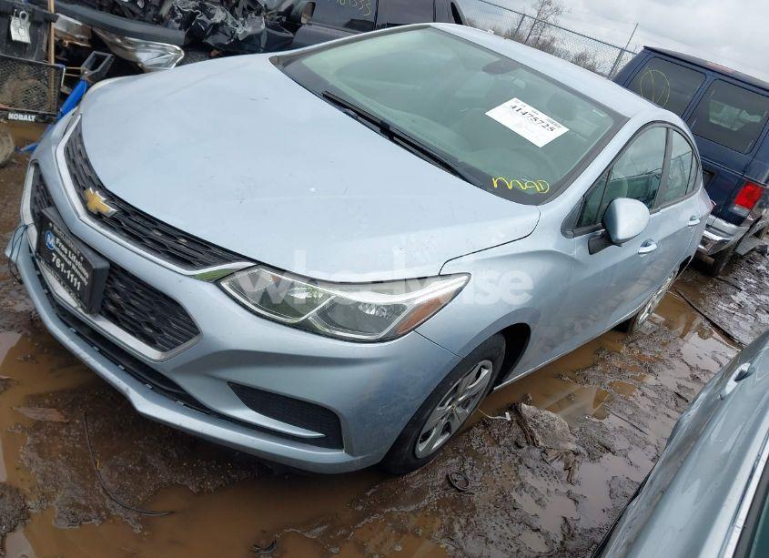 Photo 2 of 2017 Chevrolet Cruze LS AUTO (VIN 1G1BC5SM1H7171574)