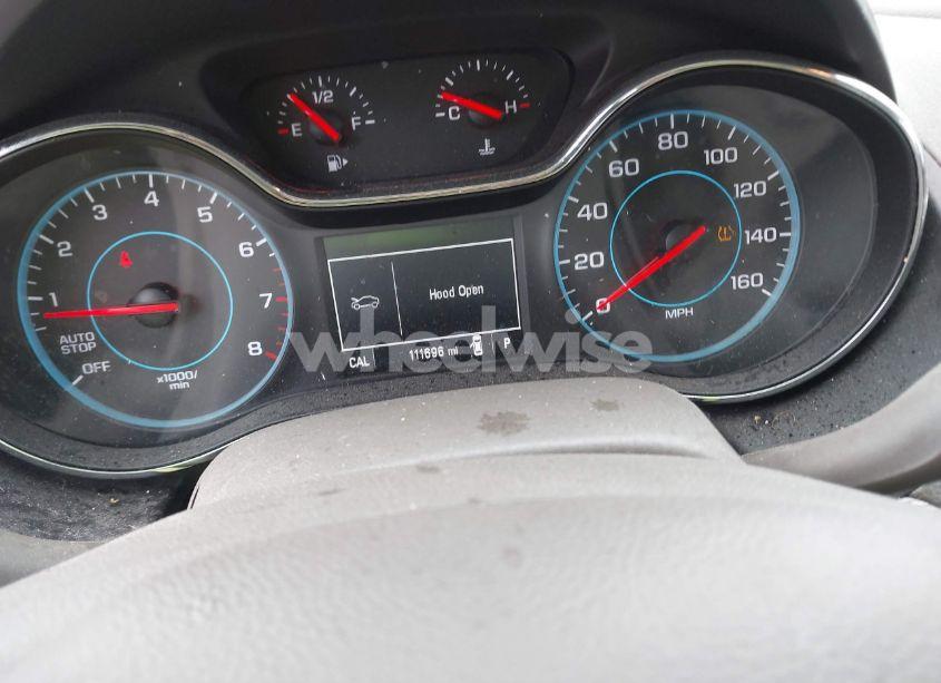 Photo 7 of 2017 Chevrolet Cruze LS AUTO (VIN 1G1BC5SM1H7171574)