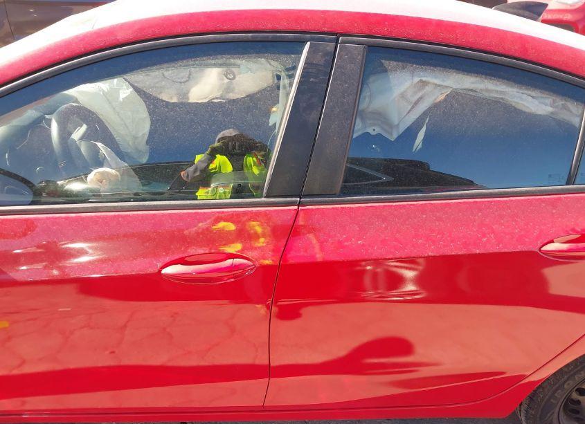 Photo 14 of 2017 Chevrolet Cruze LS AUTO (VIN 1G1BC5SM1H7194885)