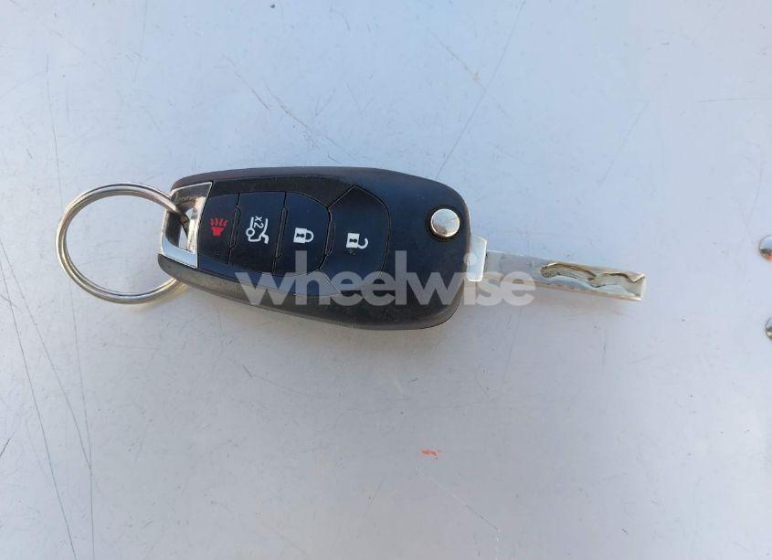 Photo 11 of 2017 Chevrolet Cruze LS AUTO (VIN 1G1BC5SM1H7222457)